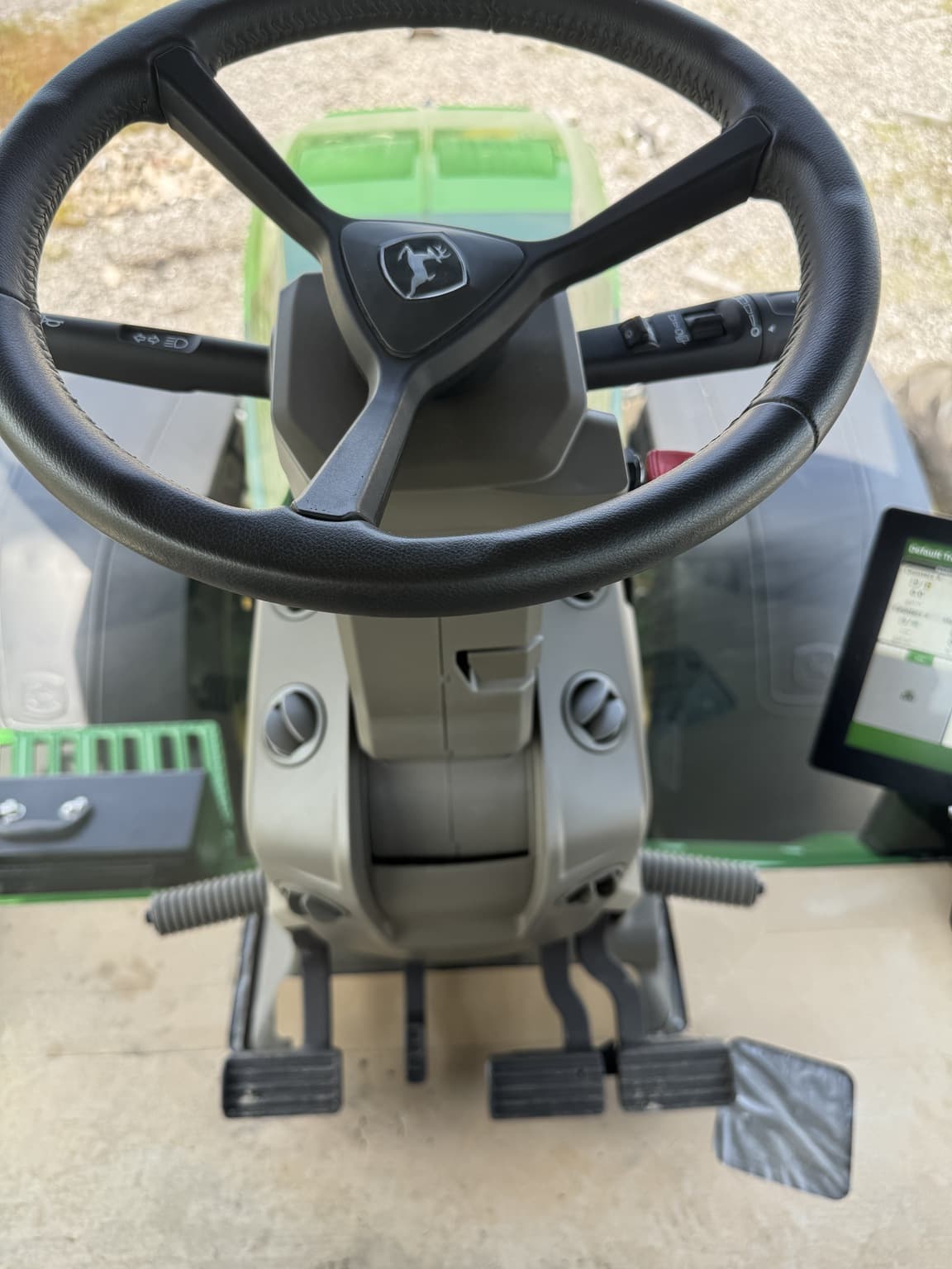2024 John Deere 8R 340 Image