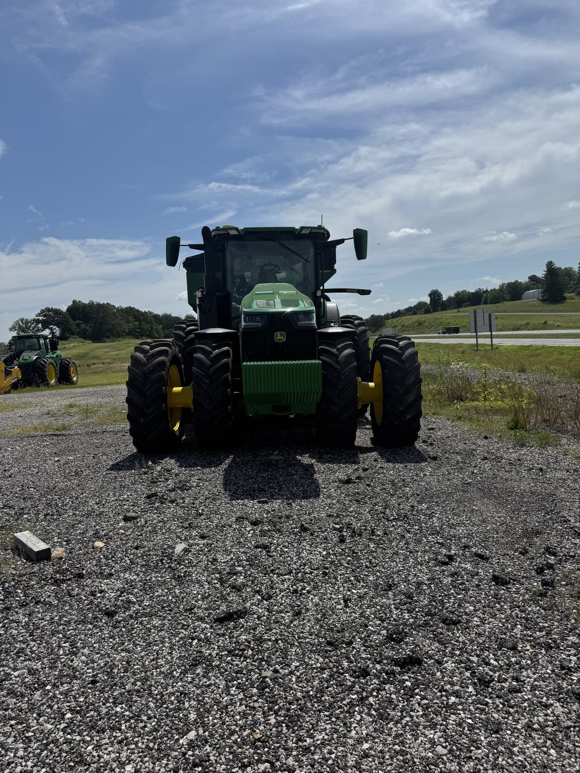 2024 John Deere 8R 340 Image