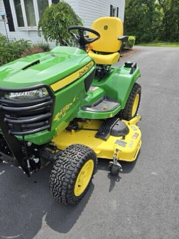 2019 John Deere X758 Image