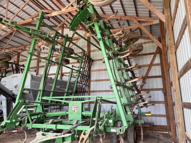 2007 John Deere 2210 Image