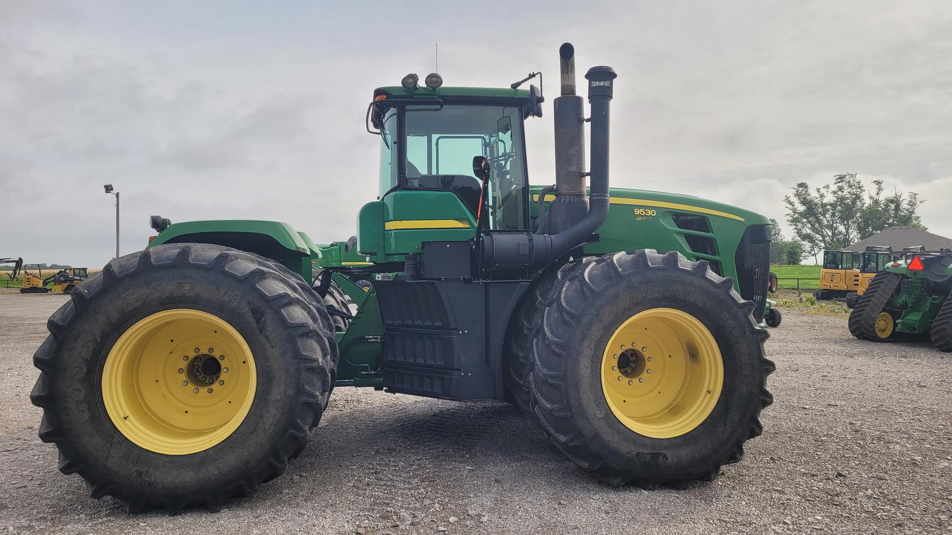 2011 John Deere 9530 Image