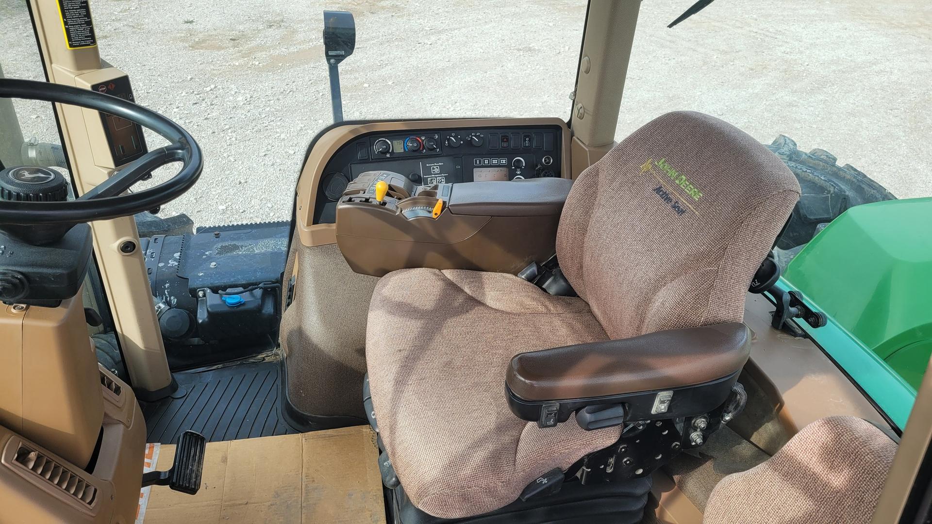 2011 John Deere 9530 Image