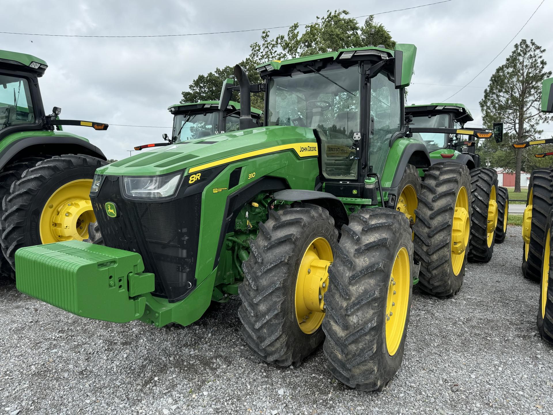 2024 John Deere 8R 310 Image