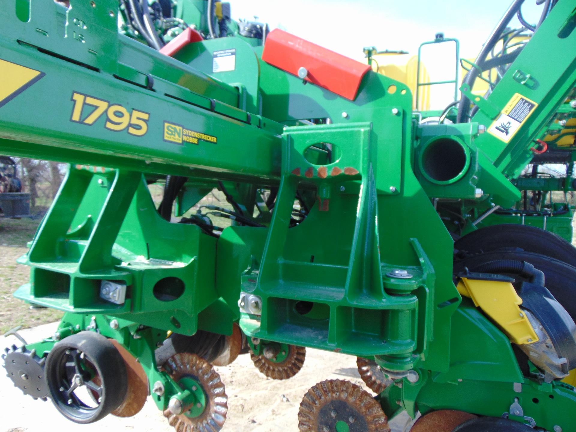 2024 John Deere 1795 Image
