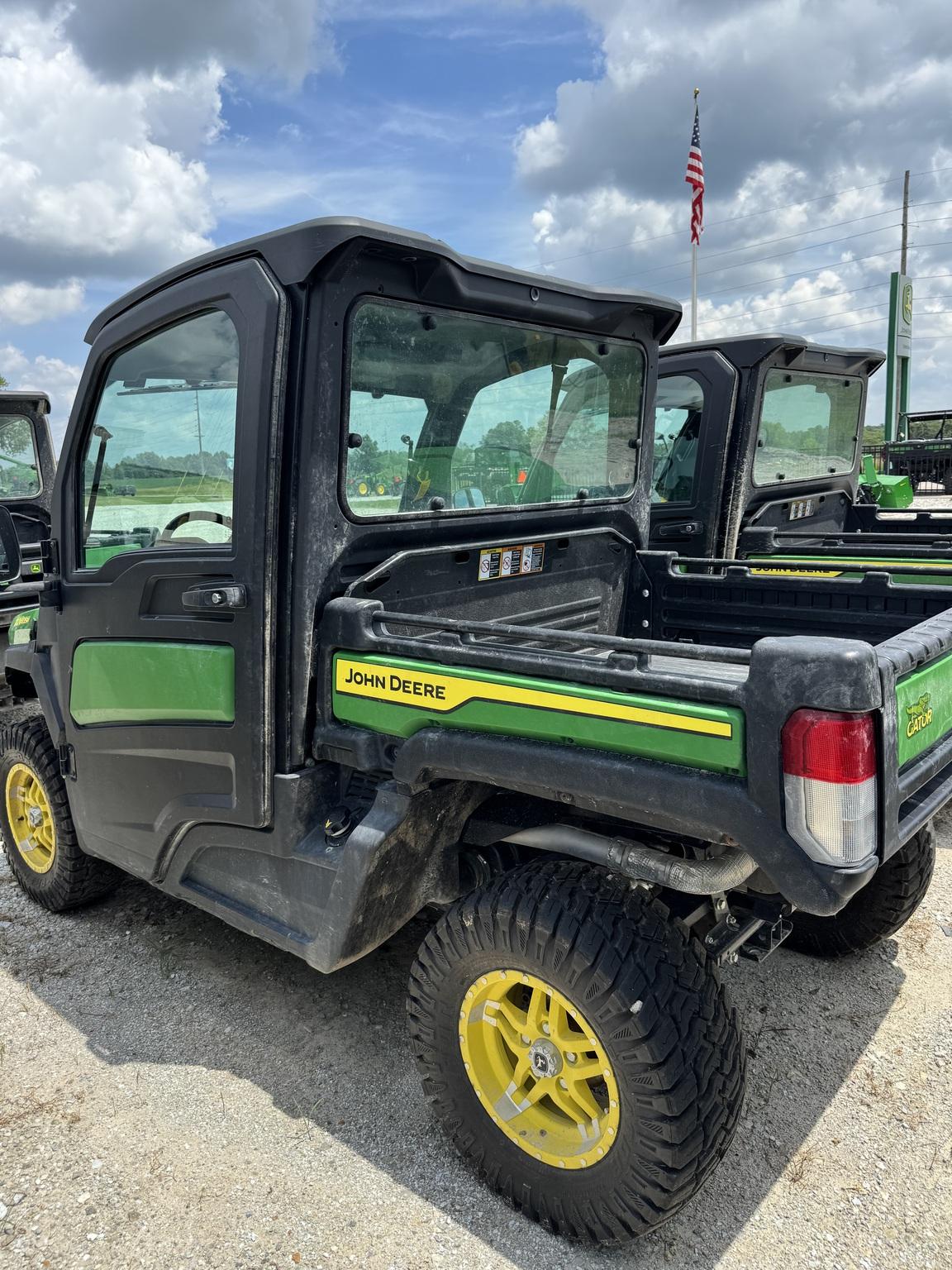 2024 John Deere XUV 835M Image