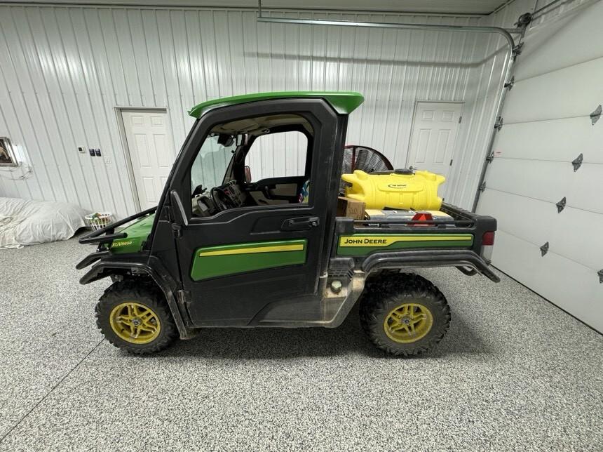 2021 John Deere XUV 865R Image