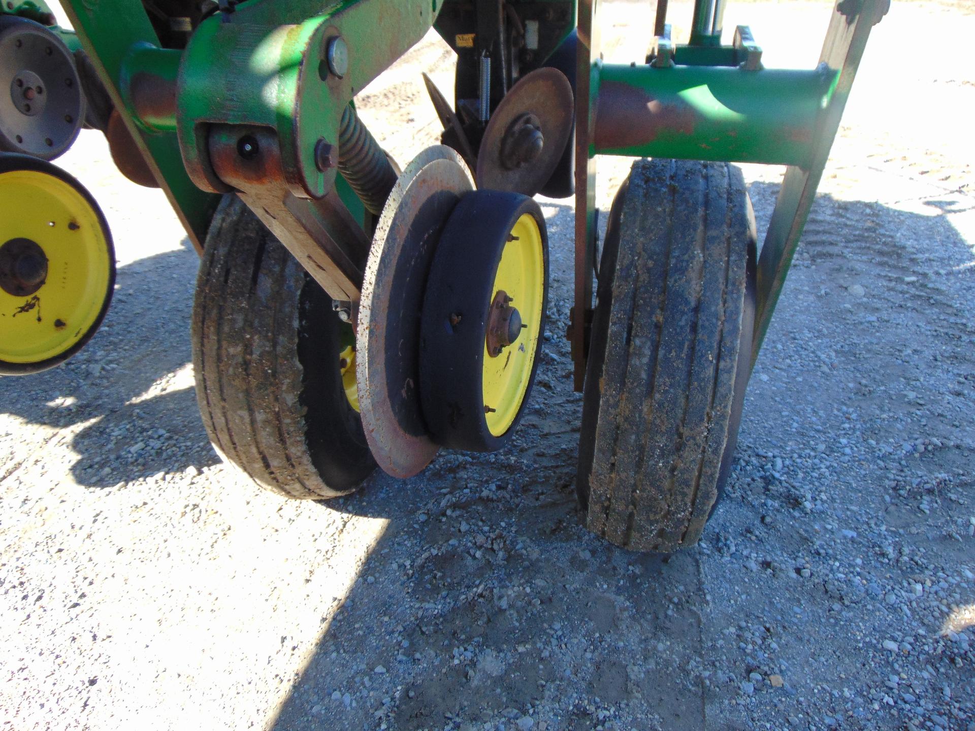 2011 John Deere 1770NT CCS Image
