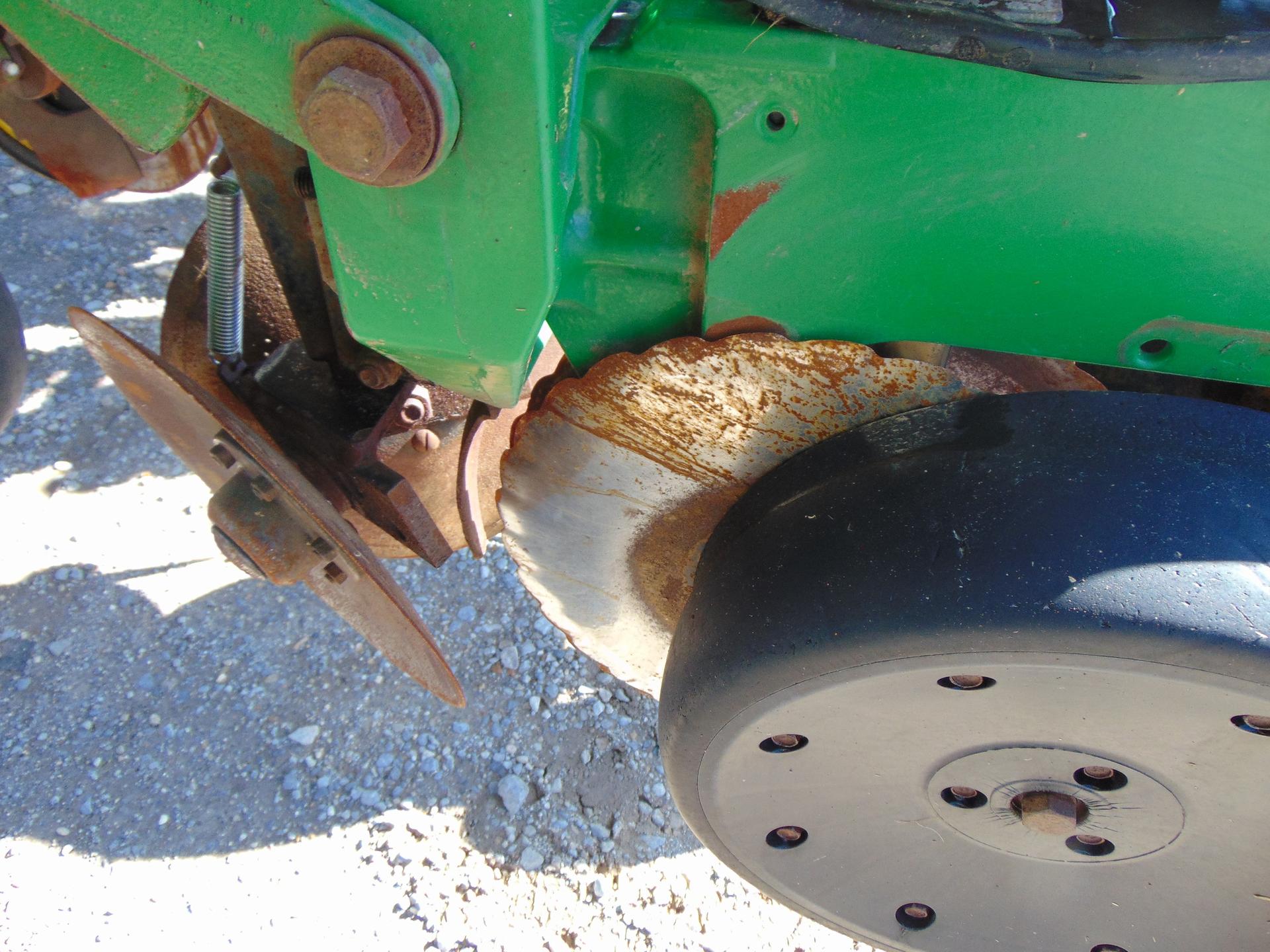 2011 John Deere 1770NT CCS Image