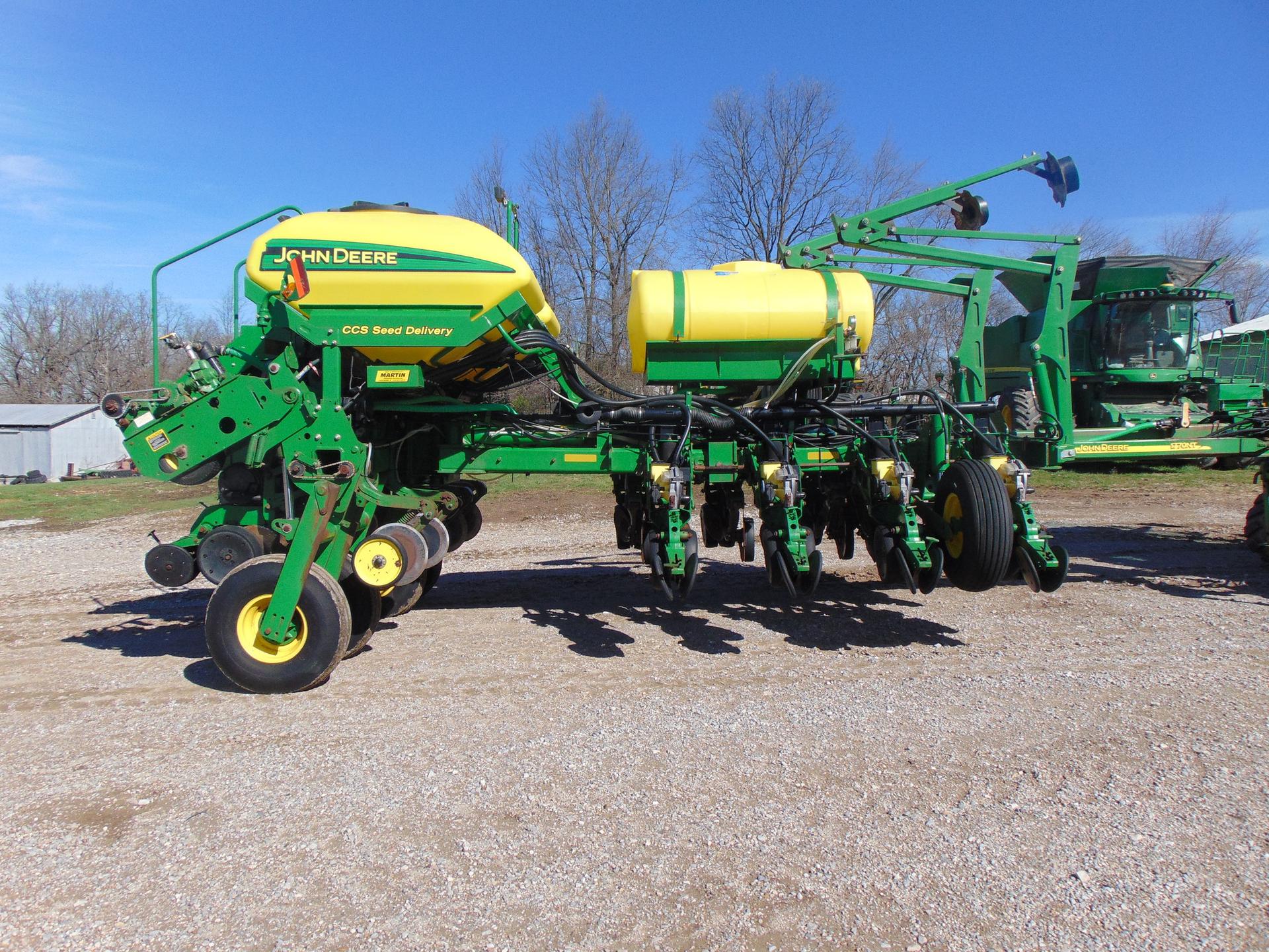 2011 John Deere 1770NT CCS Image