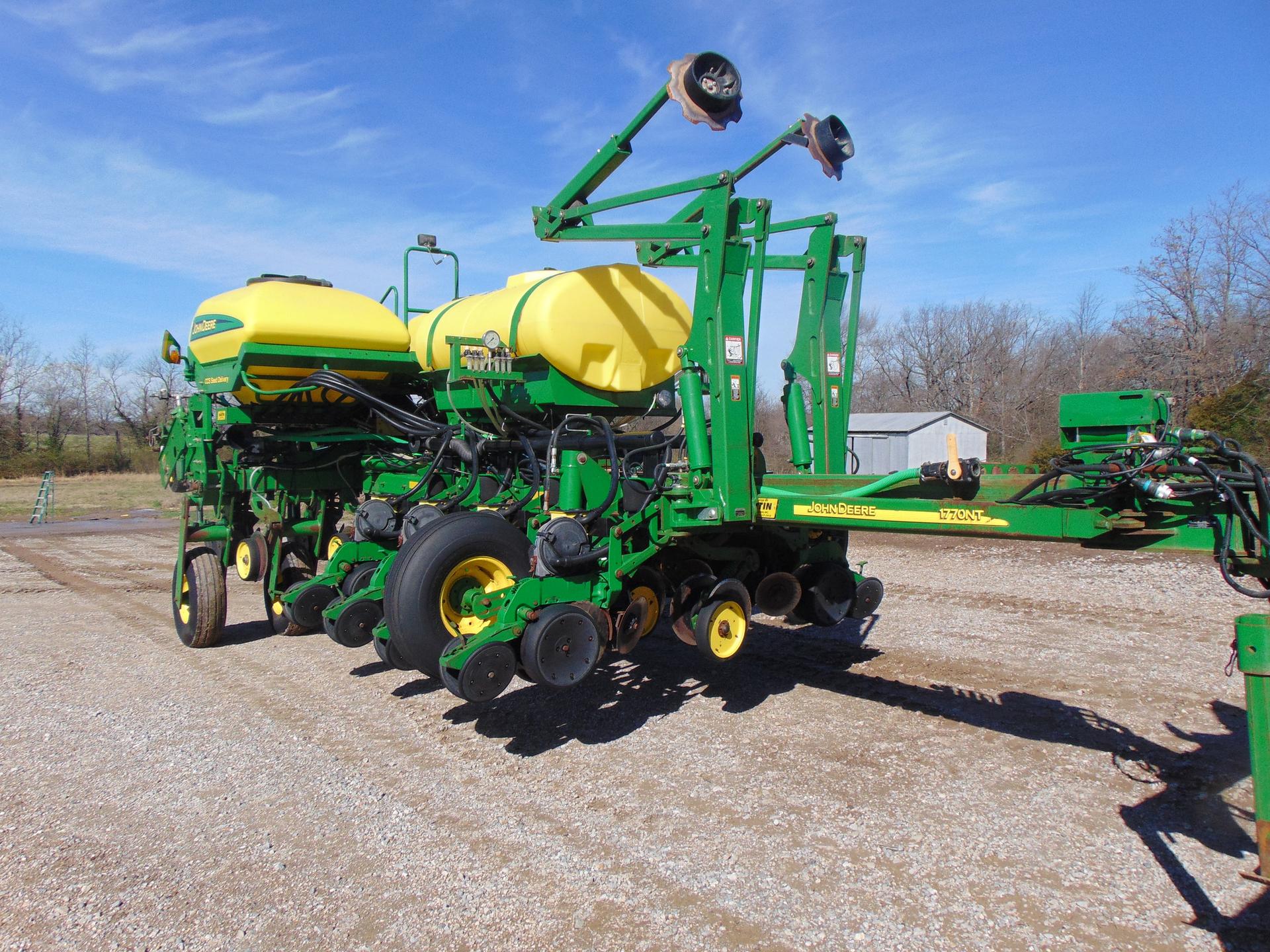 2011 John Deere 1770NT CCS Image