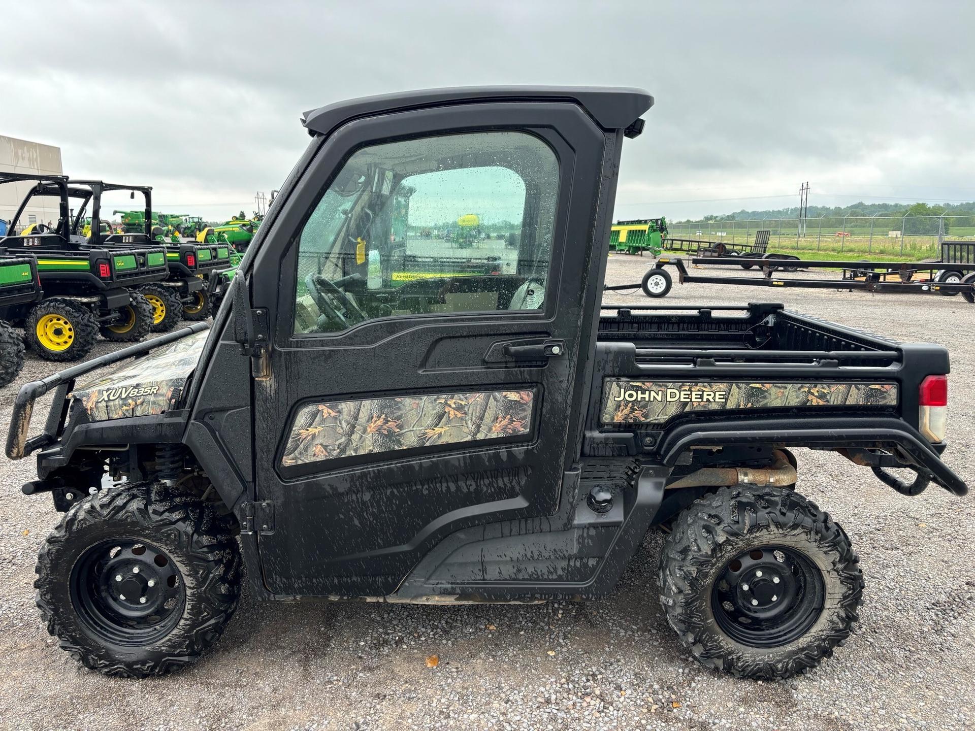 2019 John Deere XUV 835R Image