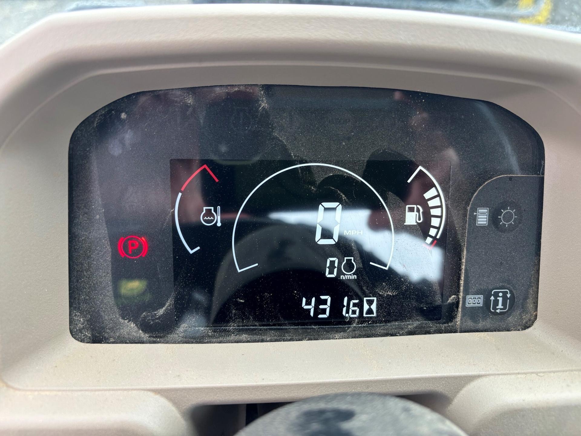 2019 John Deere XUV 835R Image