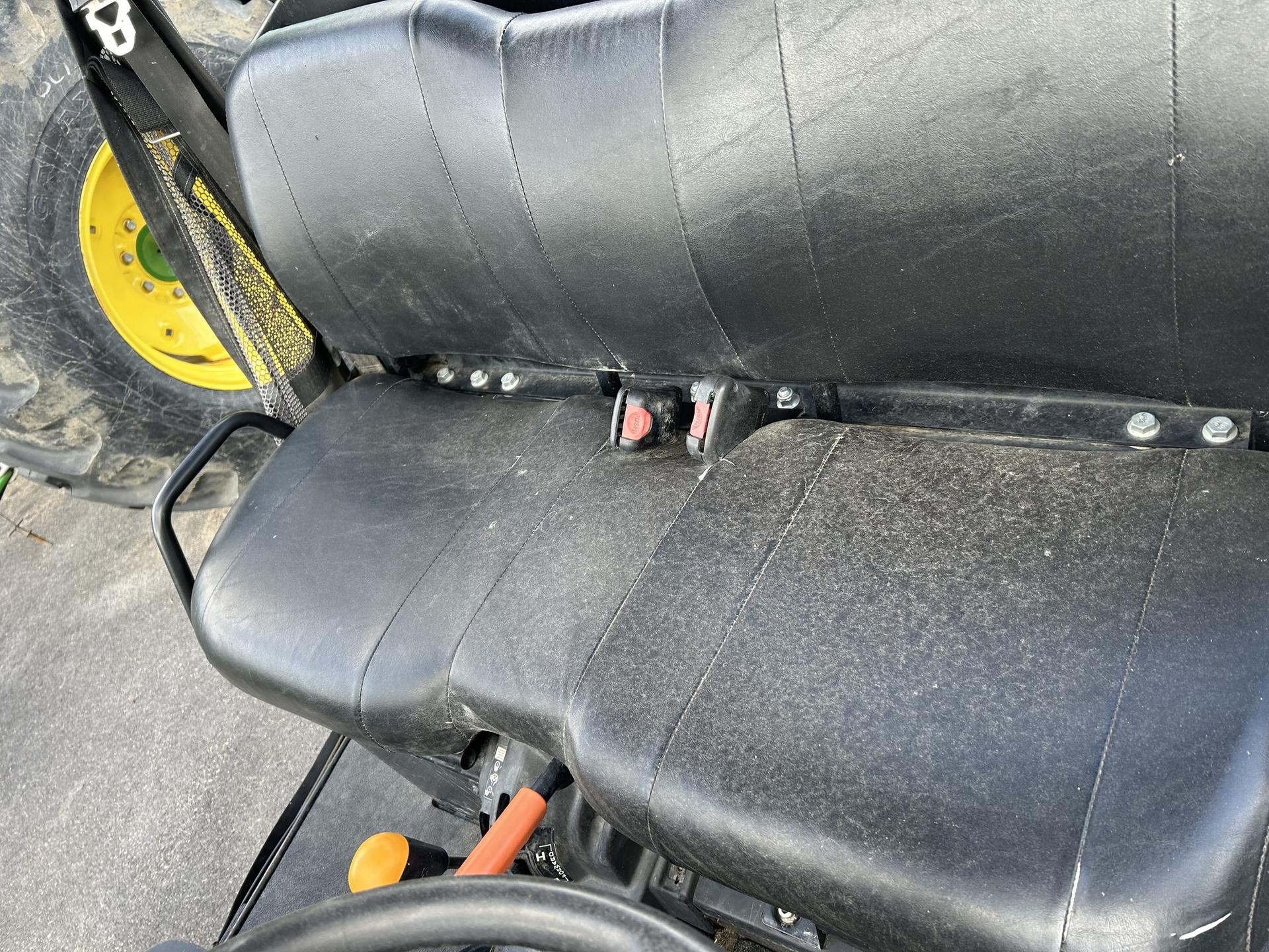 2015 John Deere XUV 825I OLIVE Image