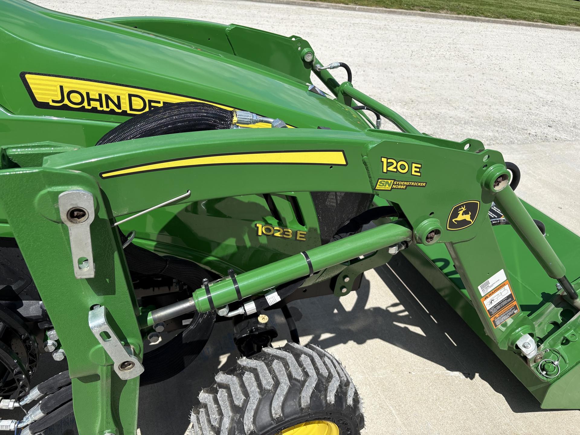 2024 John Deere 1023E Image