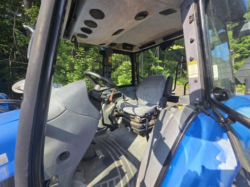 2006 New Holland TL90A Image