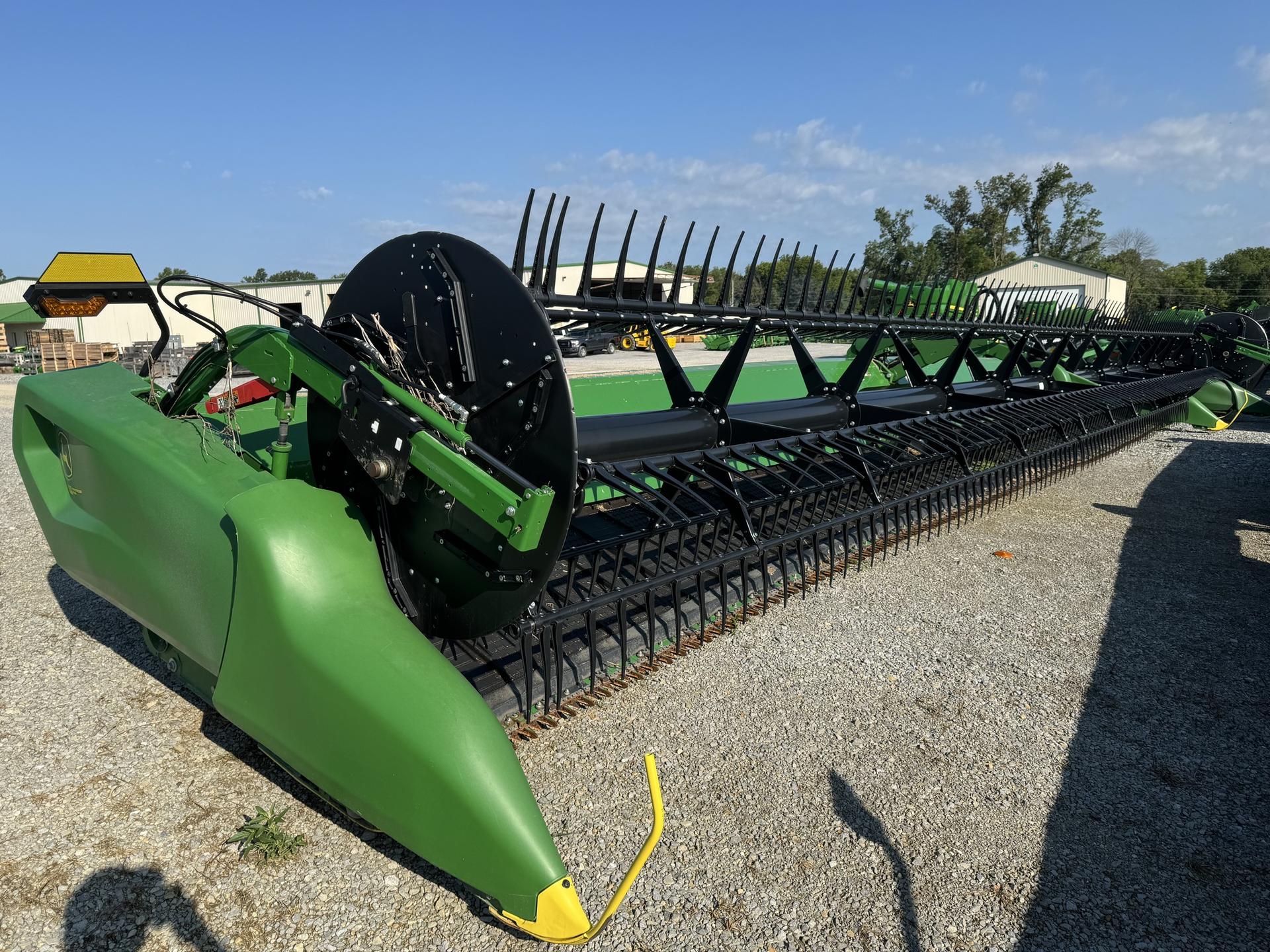 2023 John Deere RD45F Image
