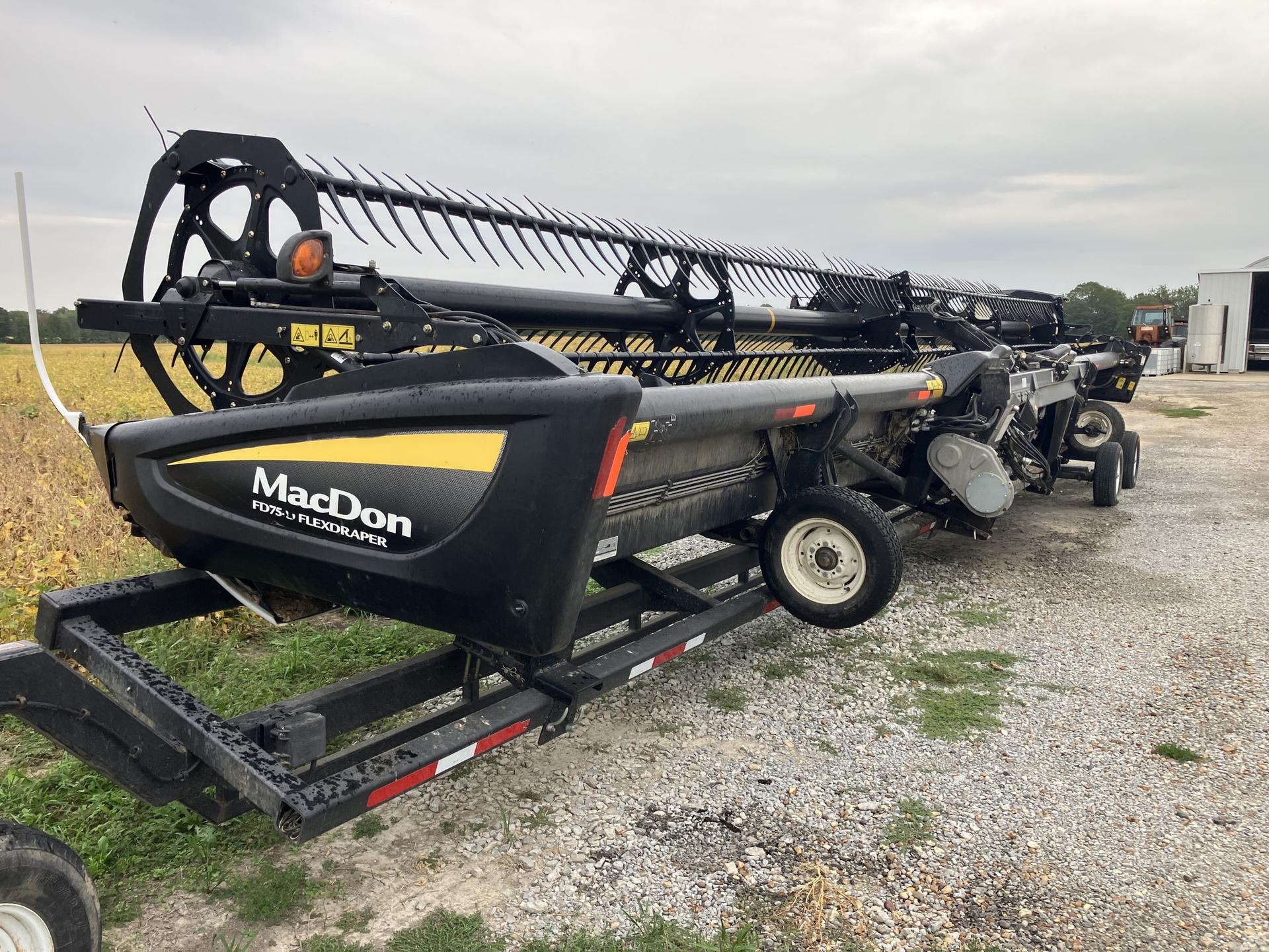 2015 MacDon FD75-45 Image