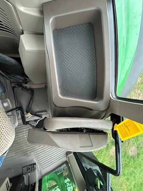 2024 John Deere 6130M Image