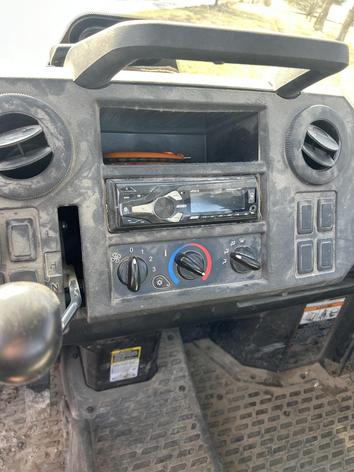 2019 John Deere XUV 835M Image