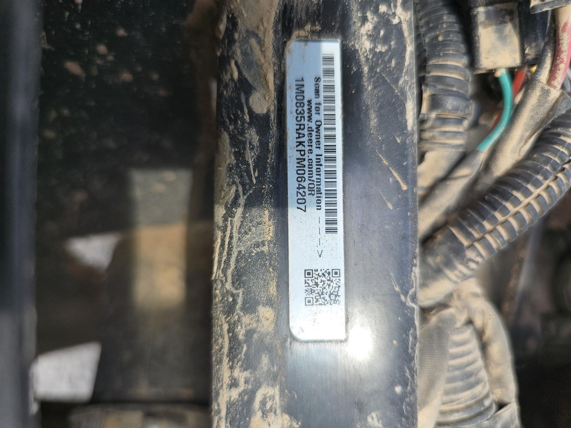 2023 John Deere XUV 835R Image