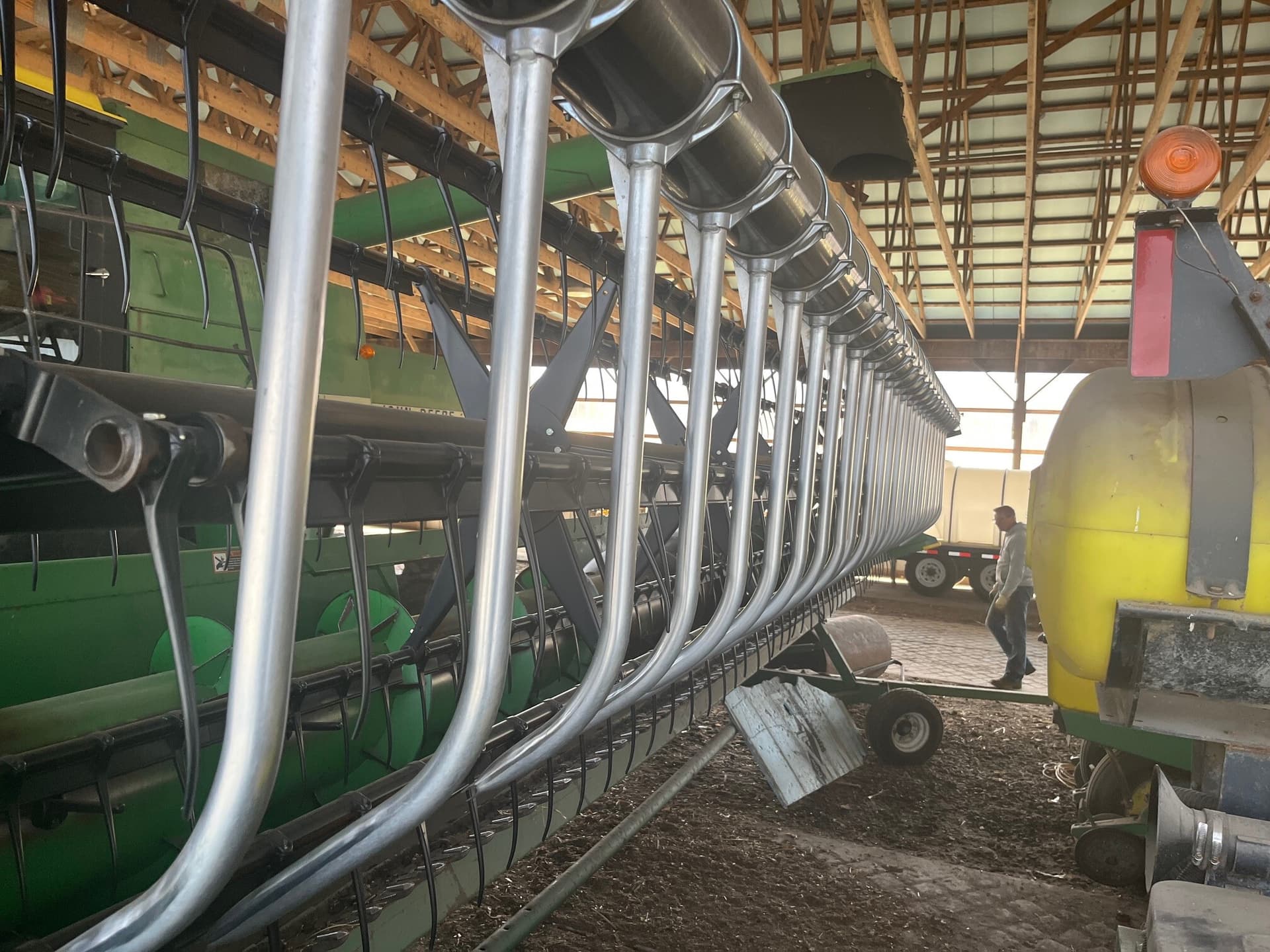 John Deere 625F Image