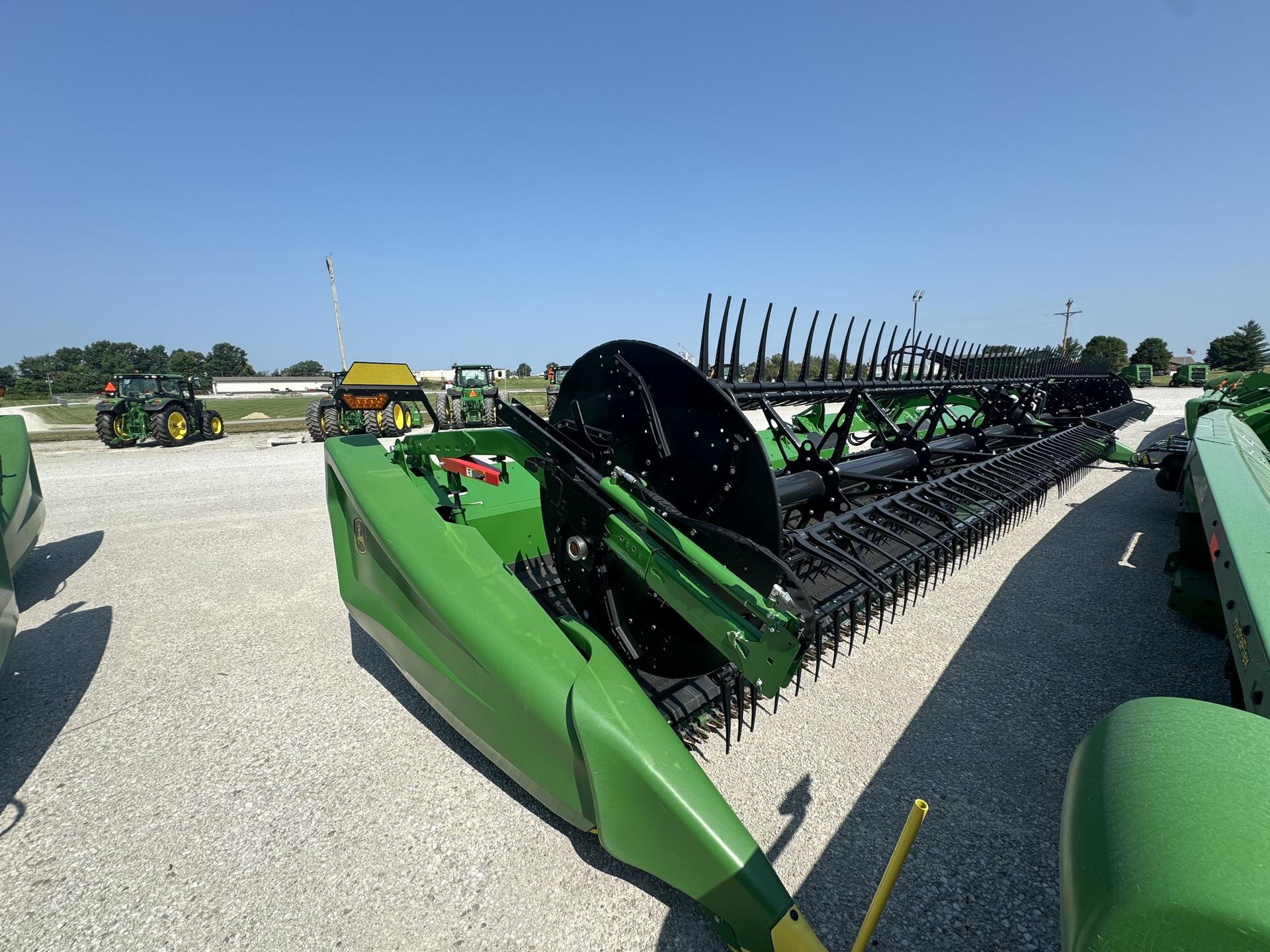 2023 John Deere HD35F Image