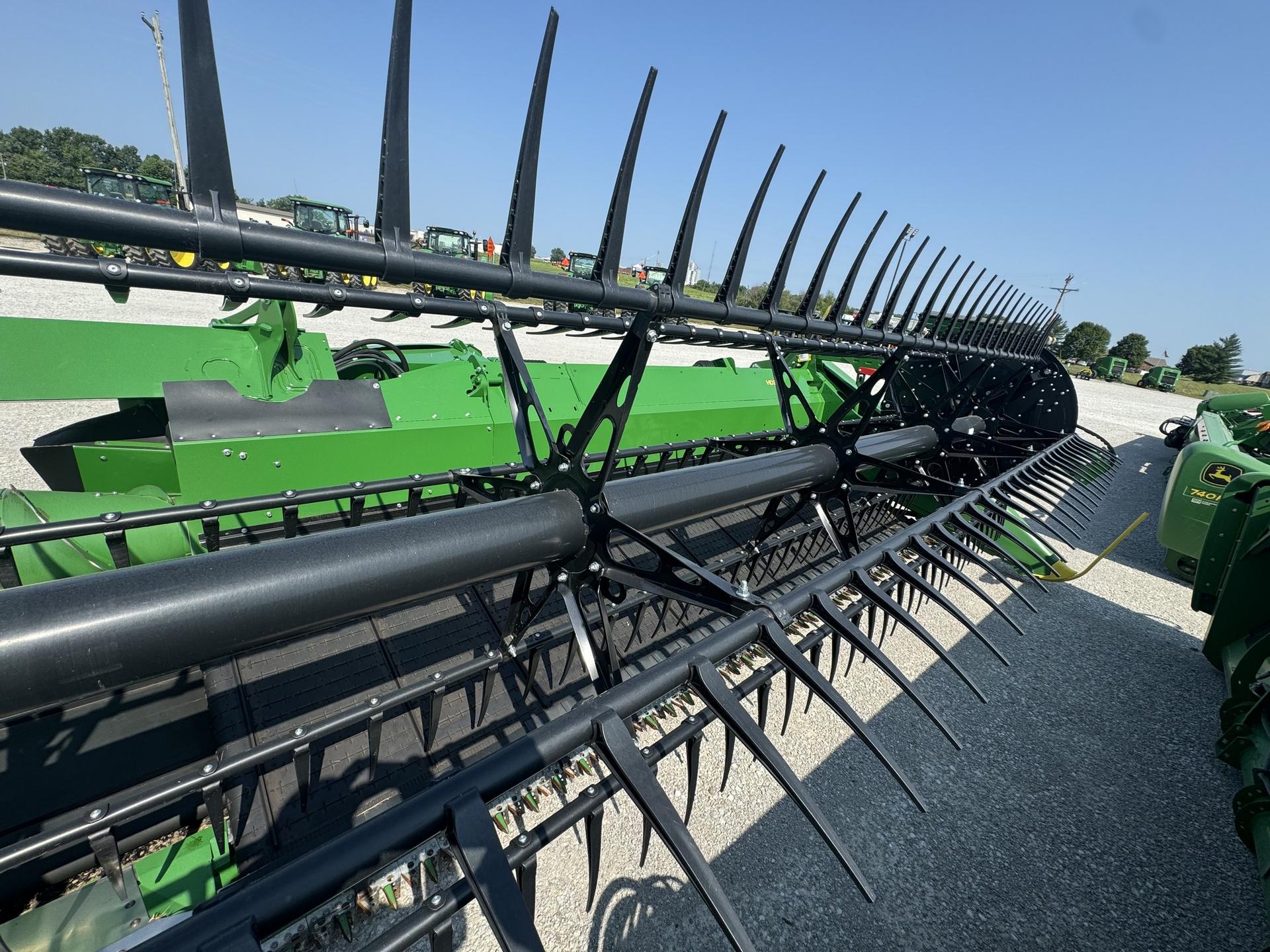2023 John Deere HD35F Image