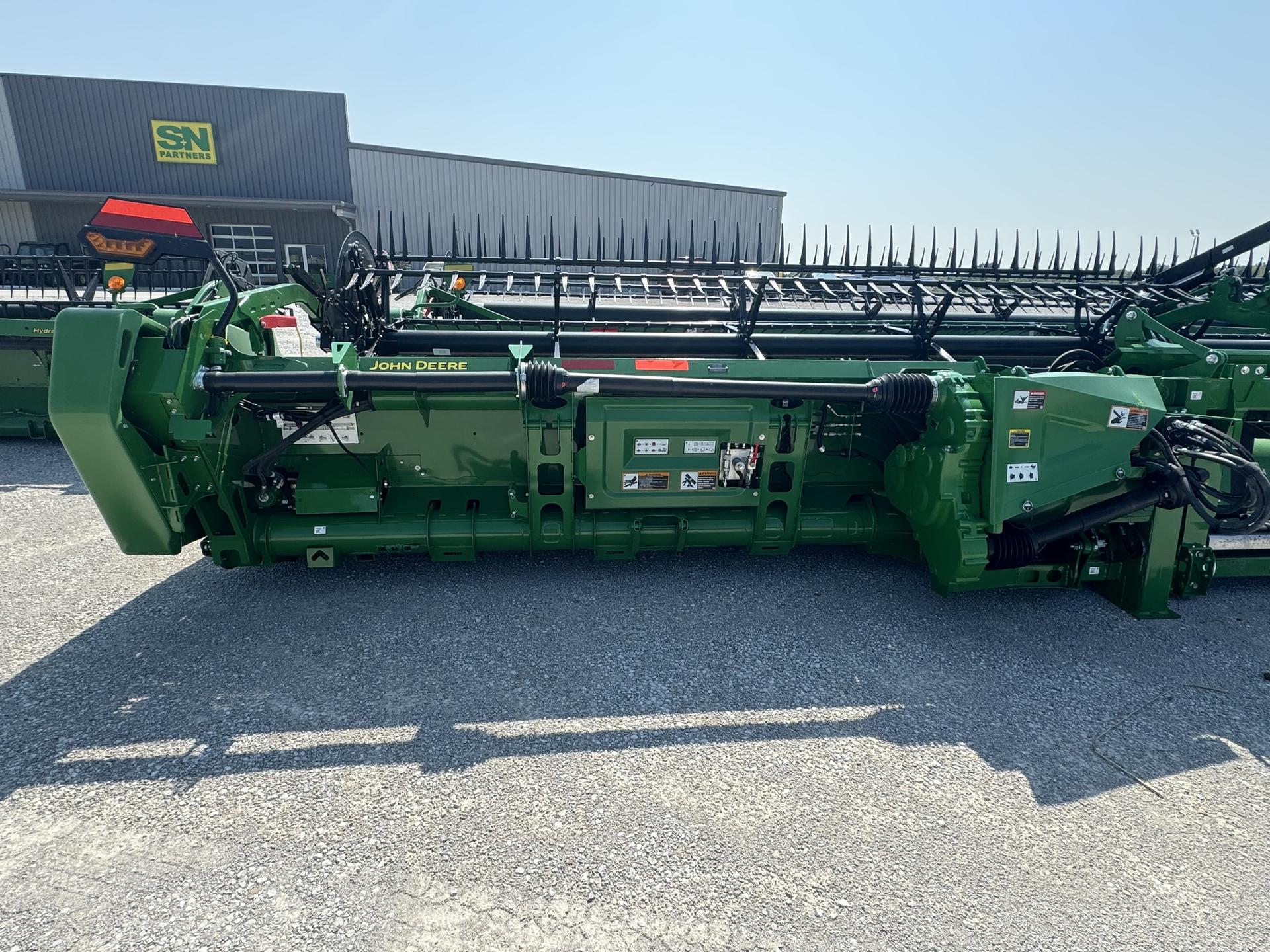 2023 John Deere HD35F Image