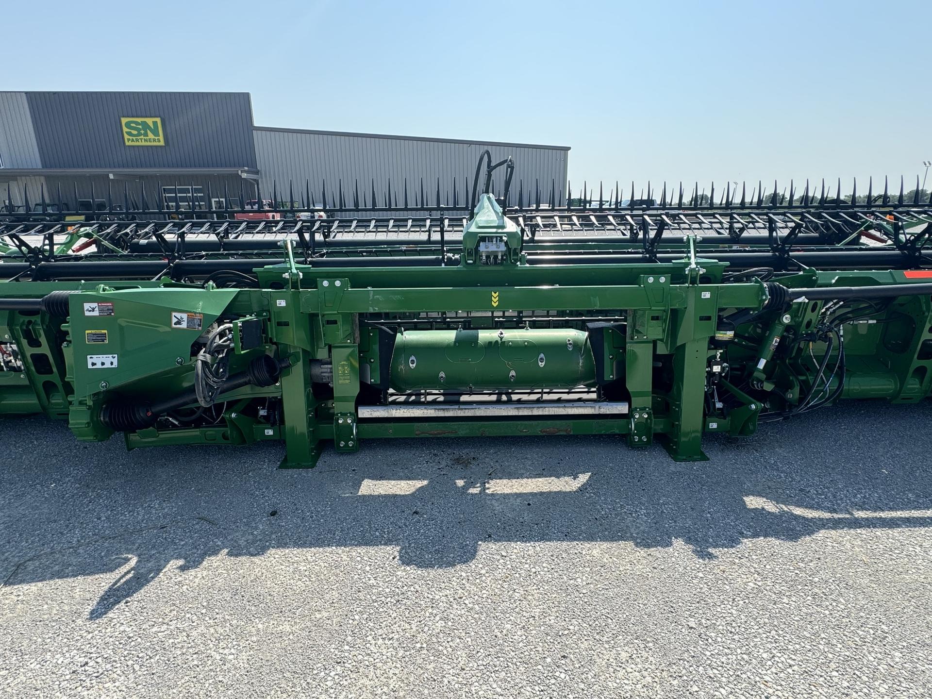 2023 John Deere HD35F Image
