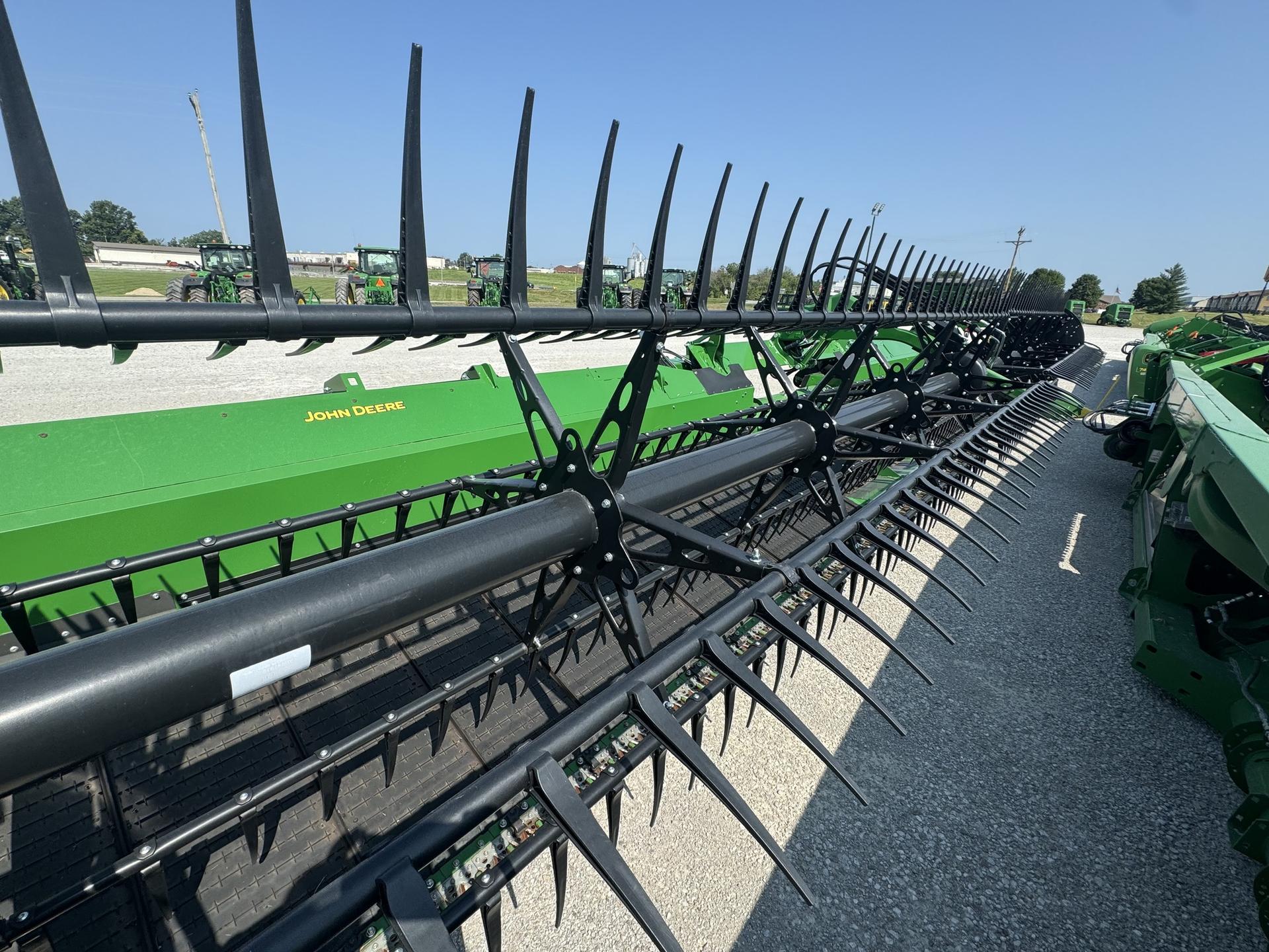 2023 John Deere HD35F Image