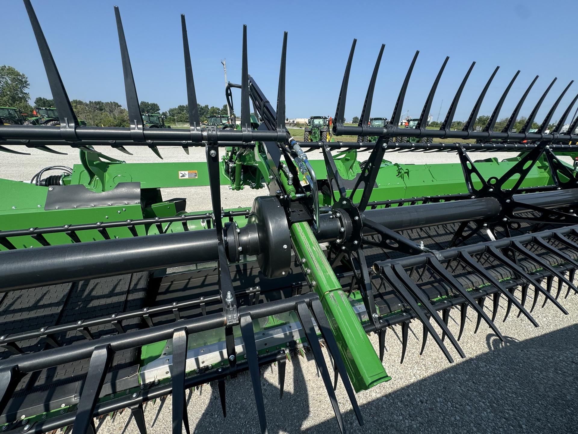 2023 John Deere HD35F Image