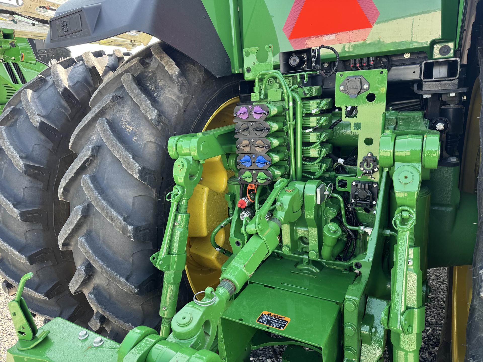 2024 John Deere 8R 410 Image
