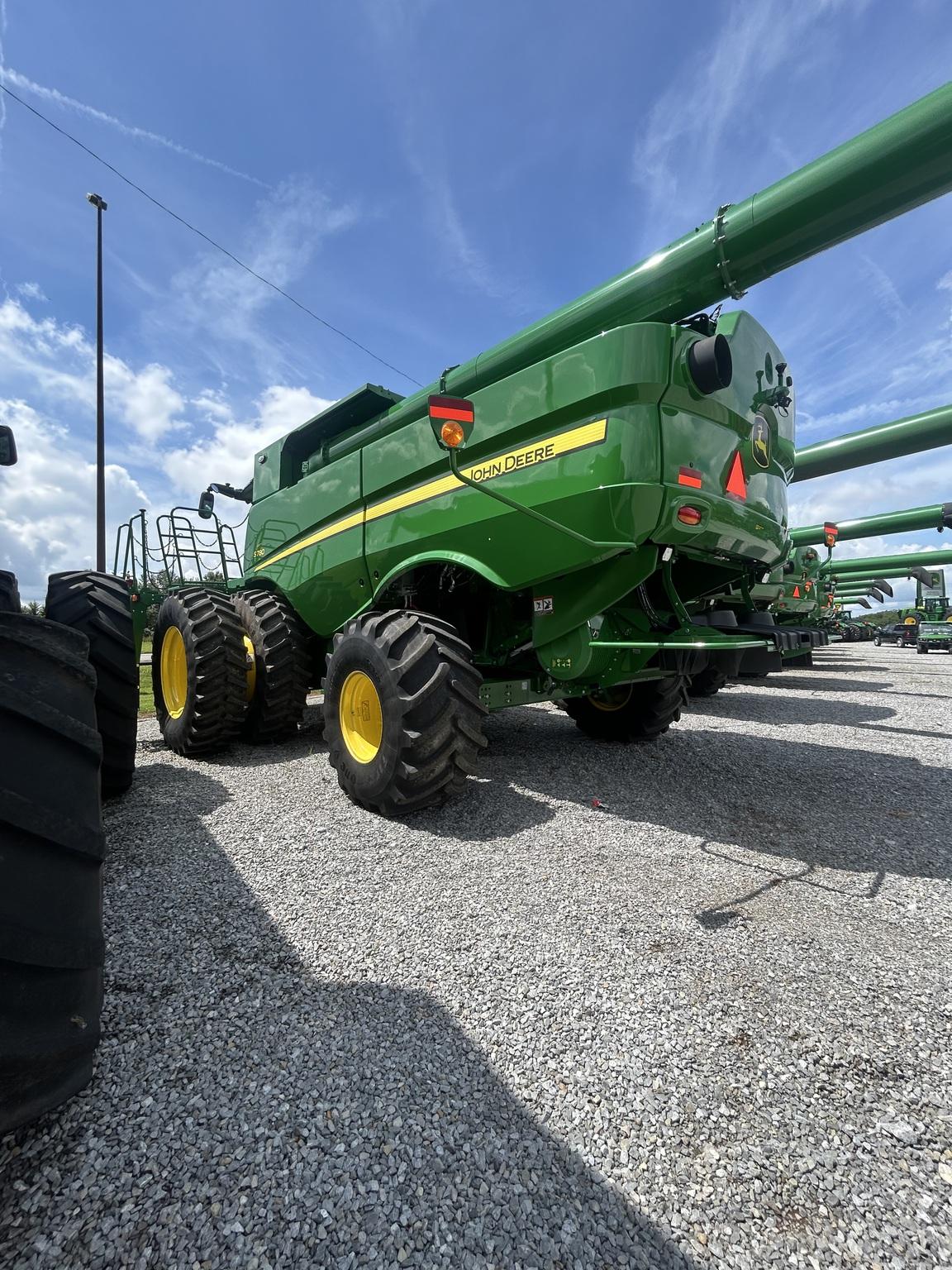 2024 John Deere S780 Image
