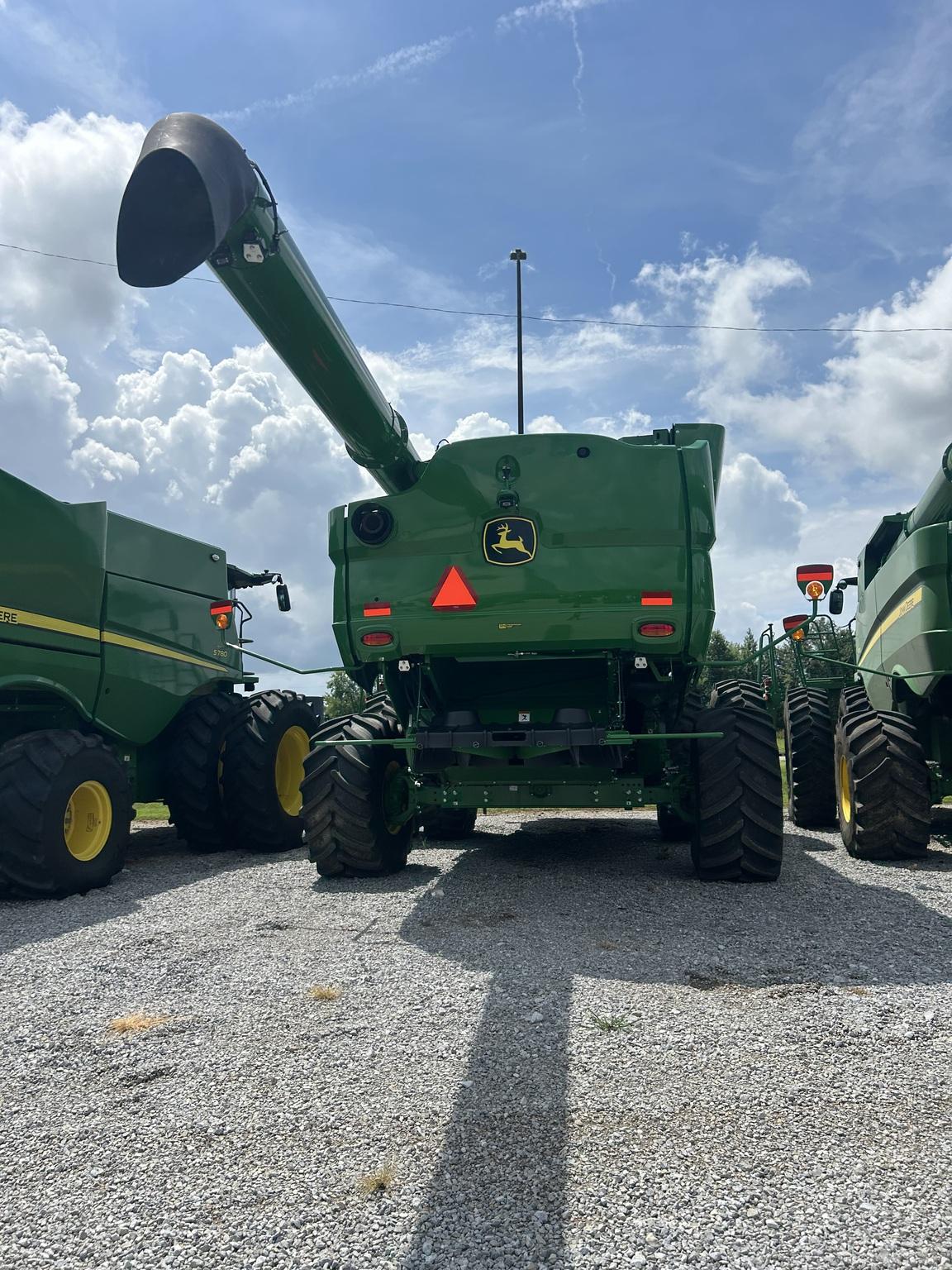 2024 John Deere S780 Image
