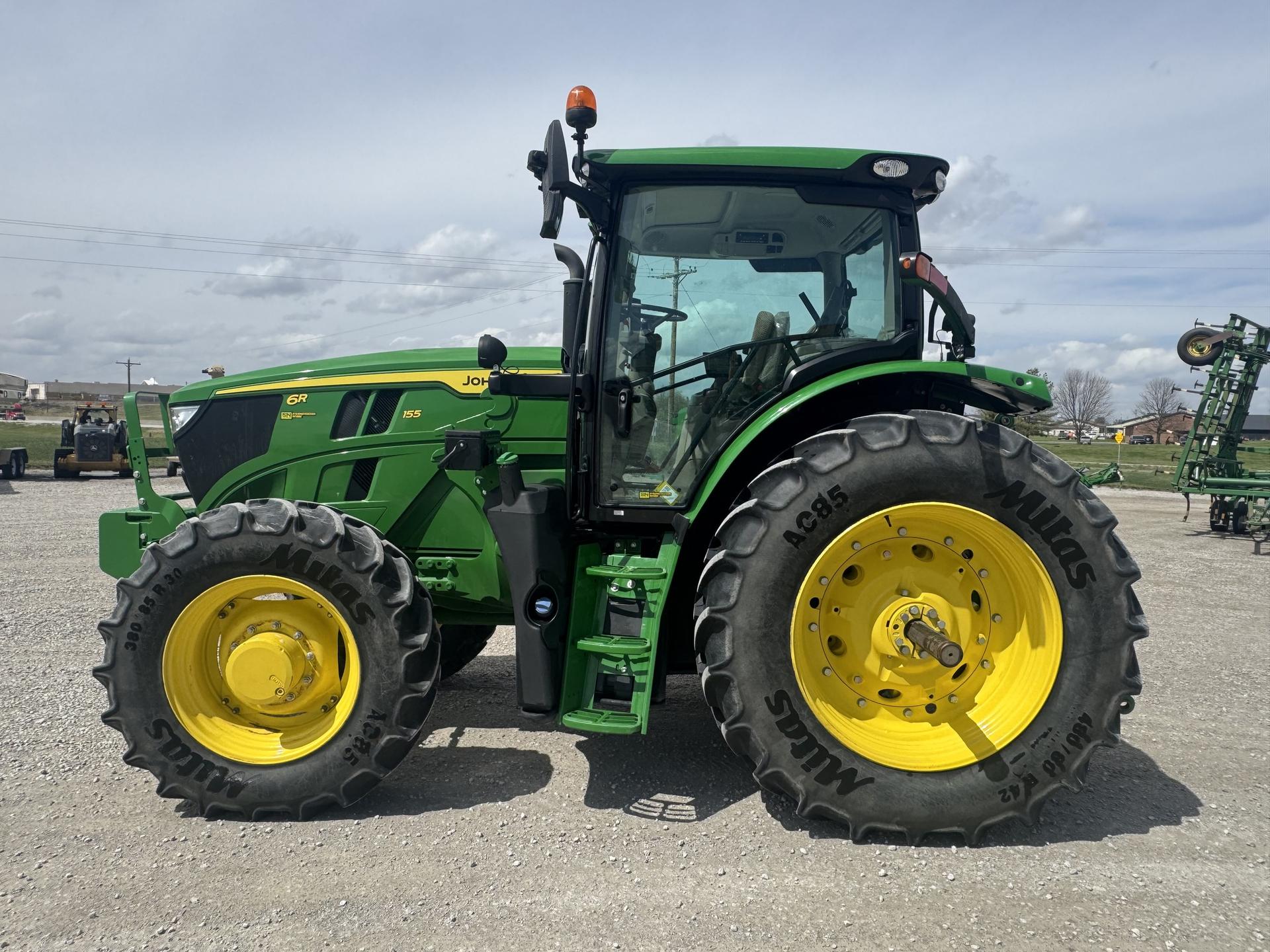 2024 John Deere 6R 155 Image