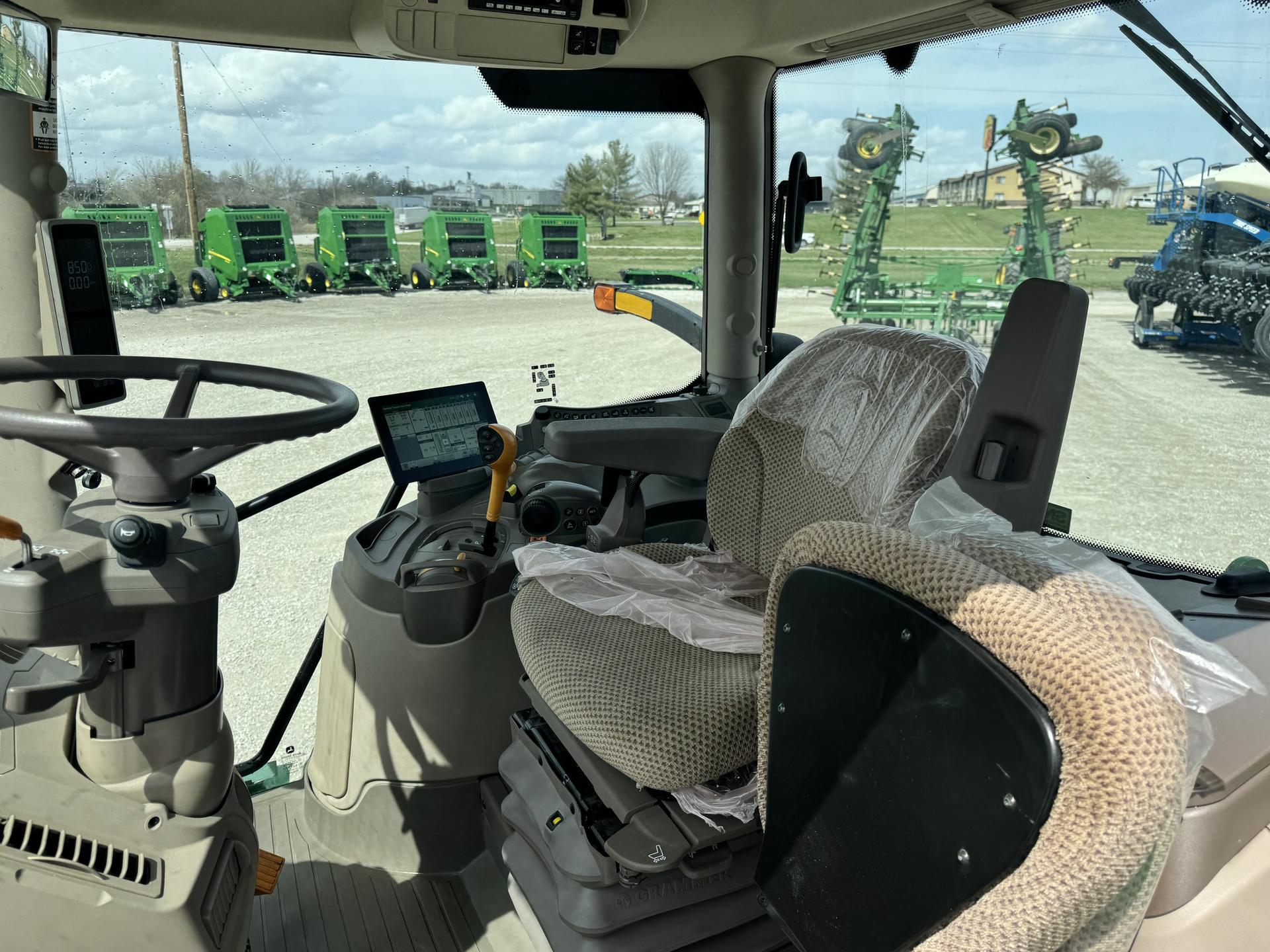 2024 John Deere 6R 155 Image