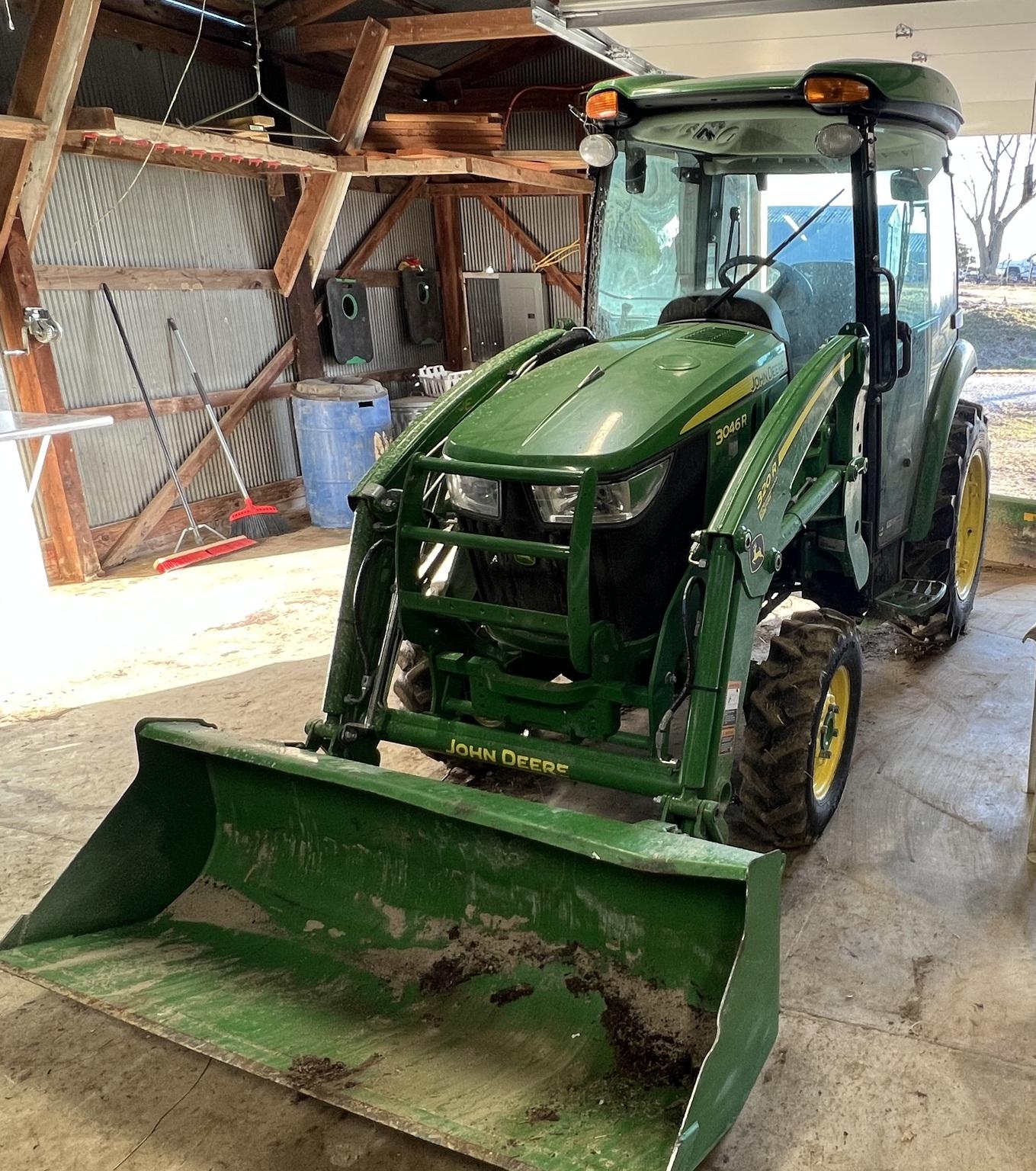 2022 John Deere 3046R Image