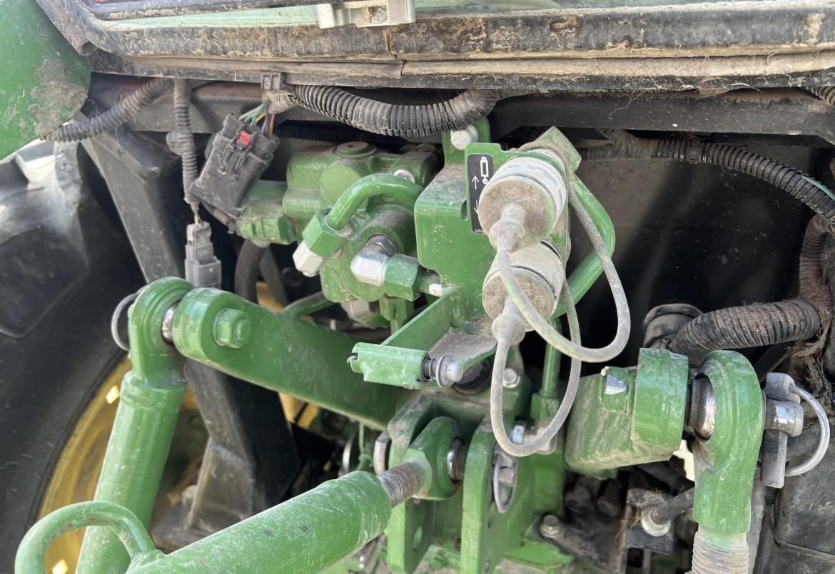 2022 John Deere 3046R Image