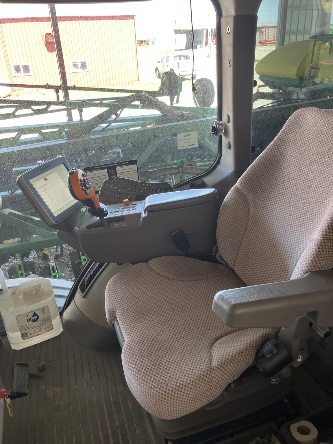 2014 John Deere R4030 Image