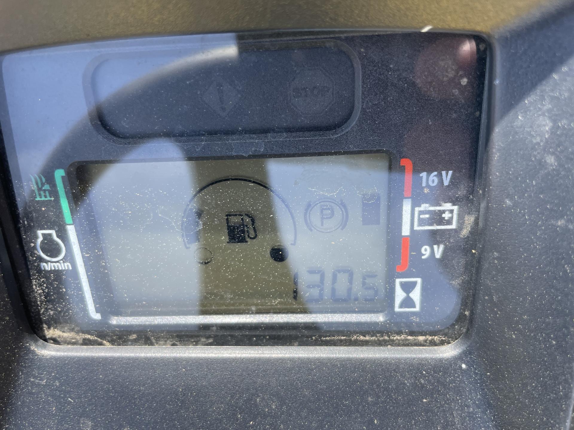 2021 John Deere X570 Image