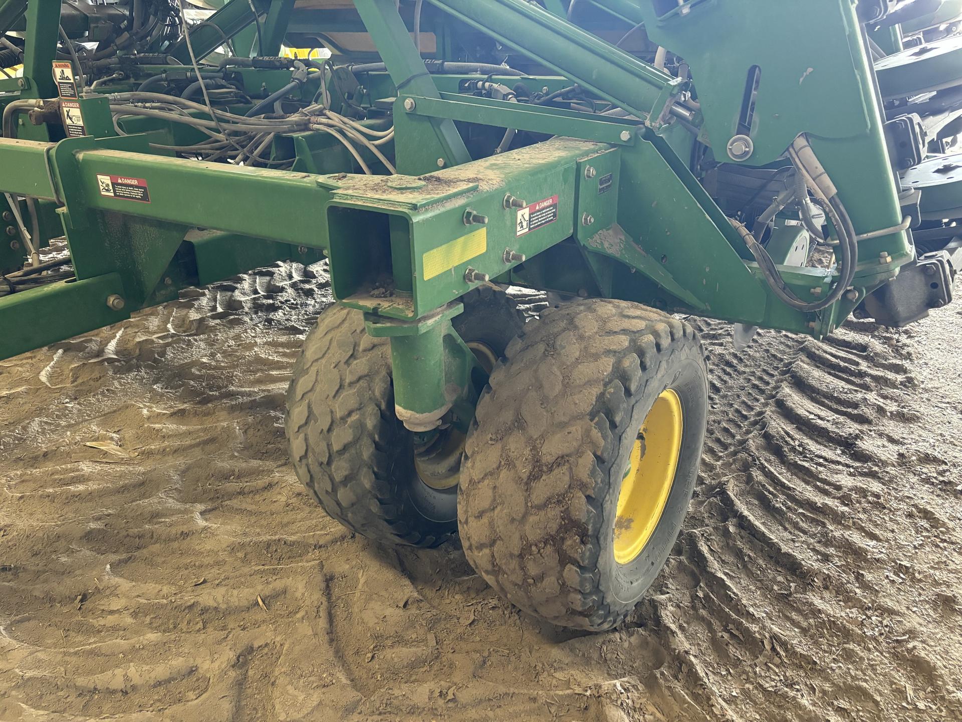 2008 John Deere 1990 Image