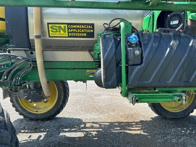 2021 John Deere R4038 Image