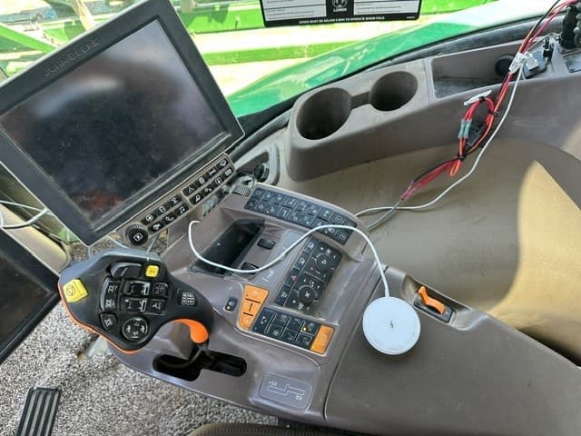 2021 John Deere R4038 Image