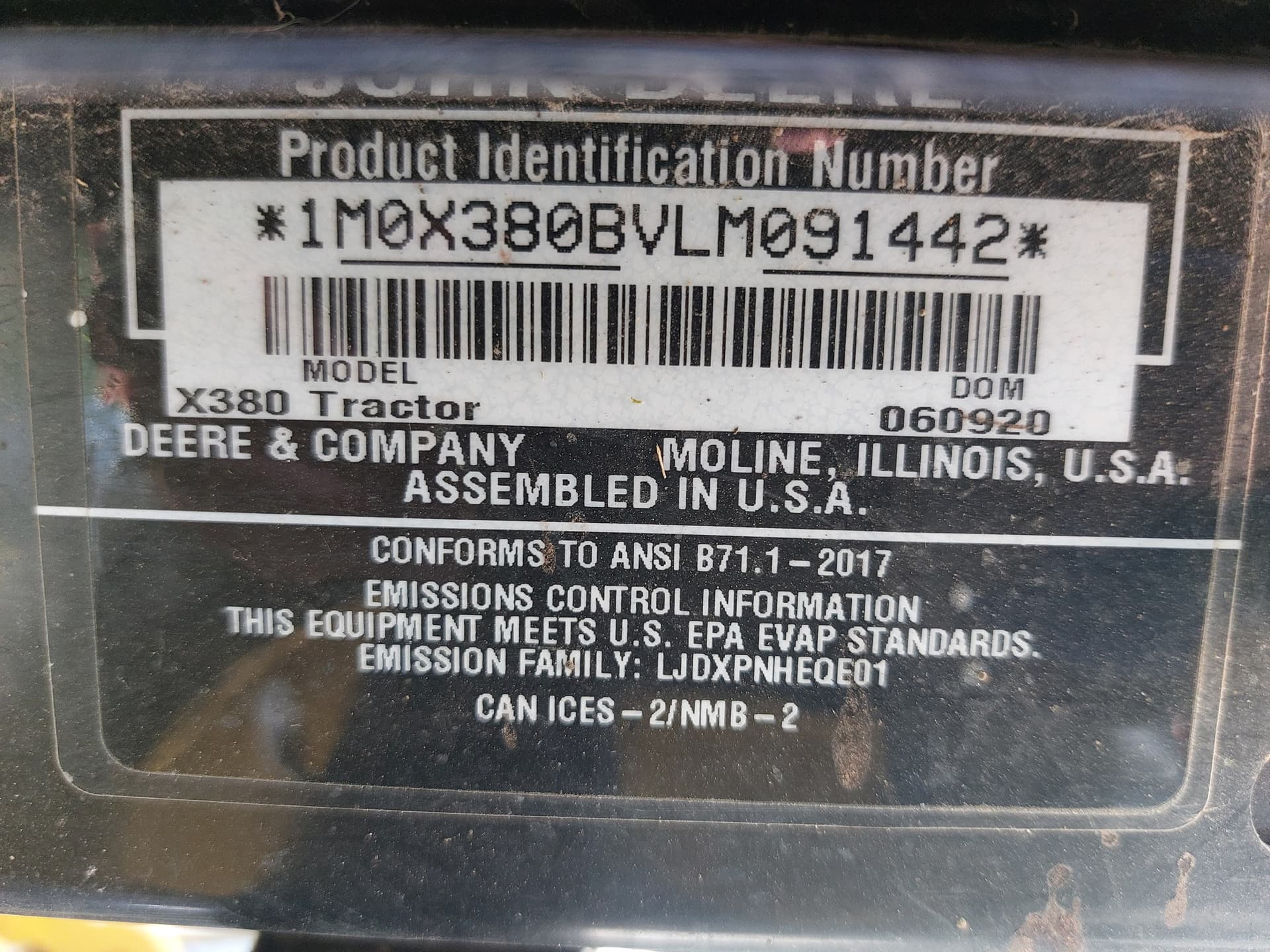 2020 John Deere X380 Image