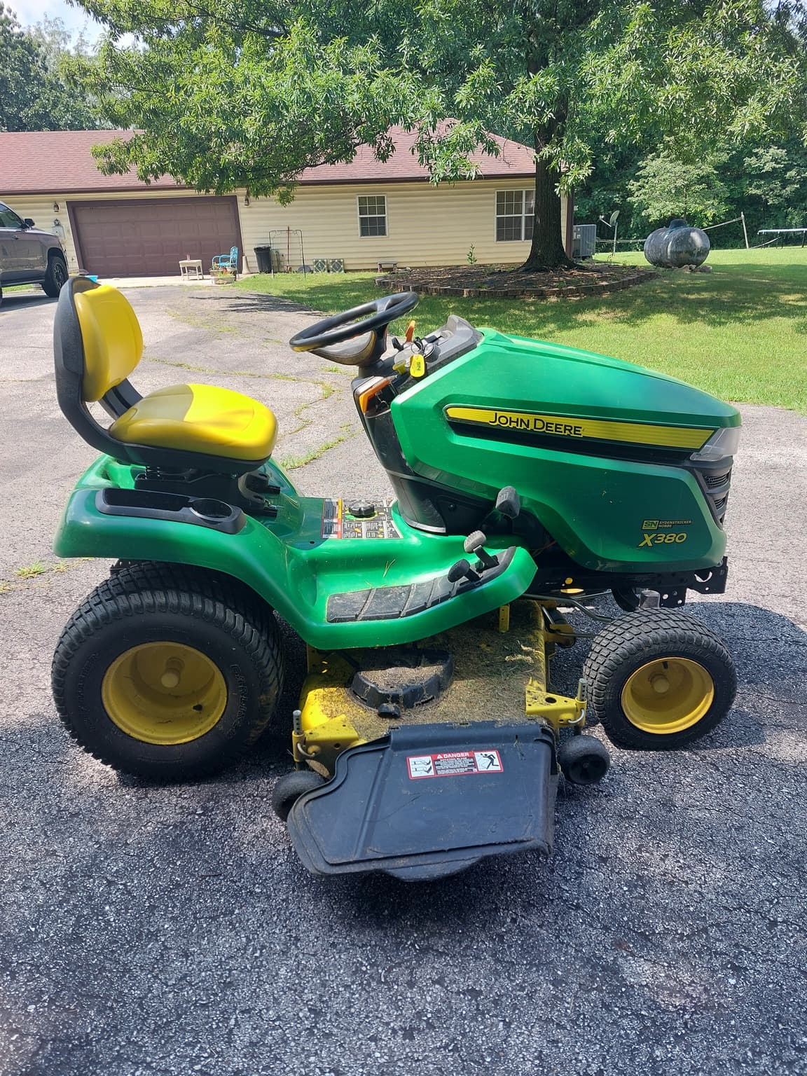2020 John Deere X380 Image