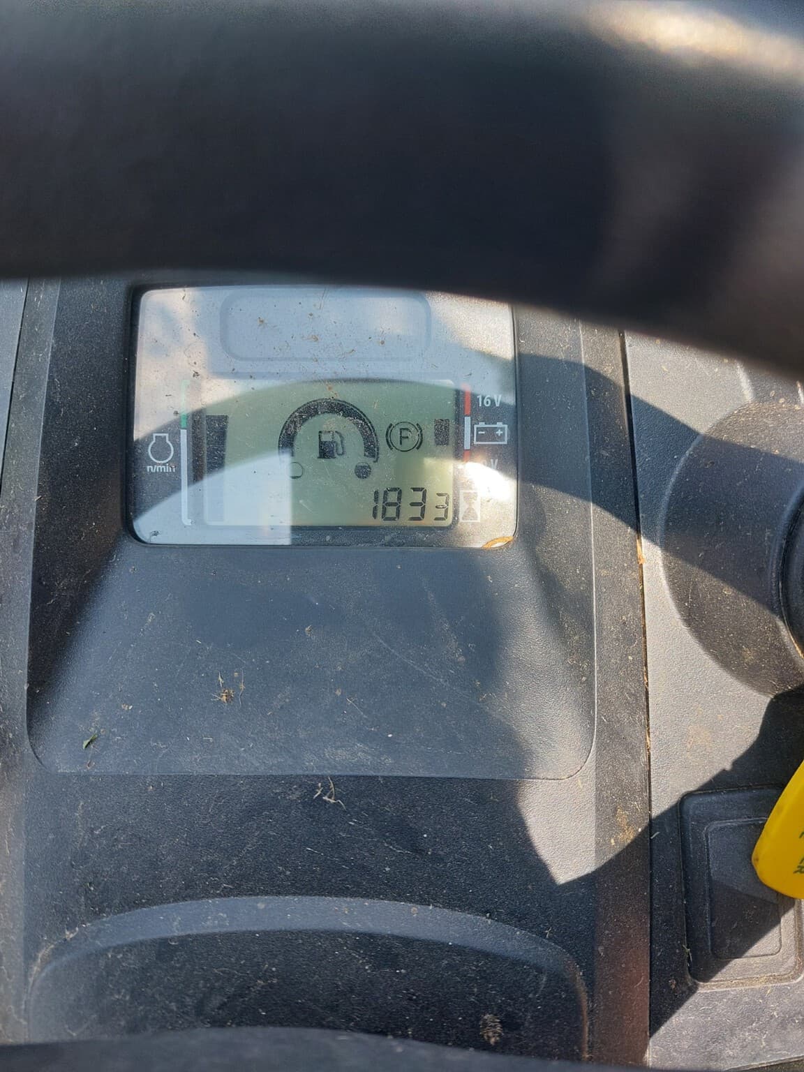 2020 John Deere X380 Image