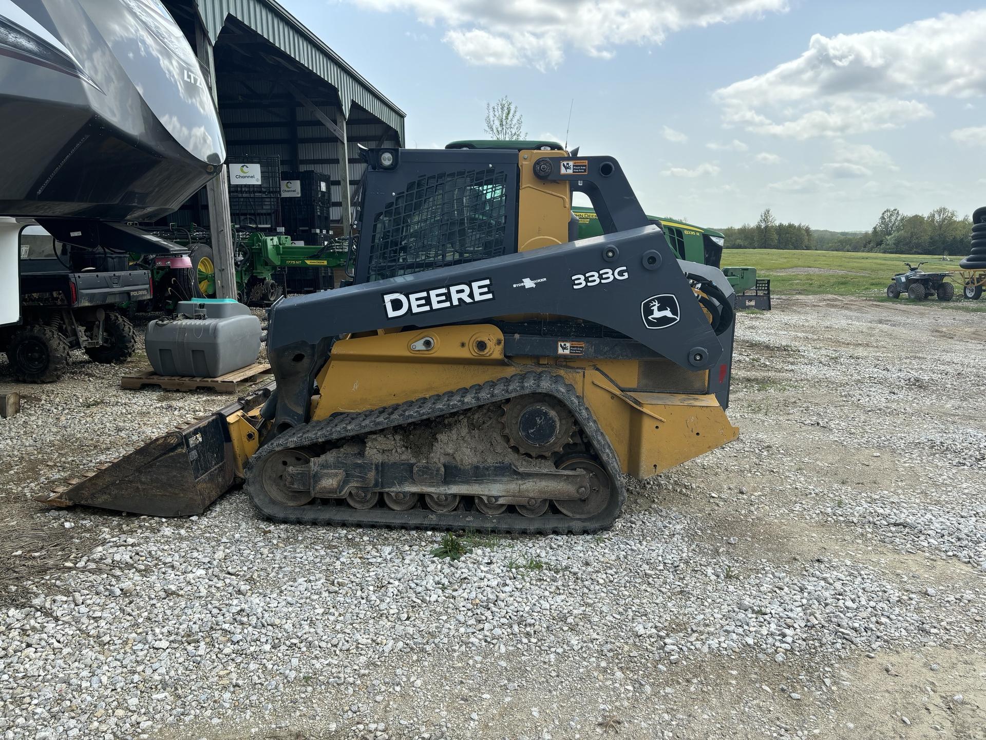 2017 John Deere 333G Image