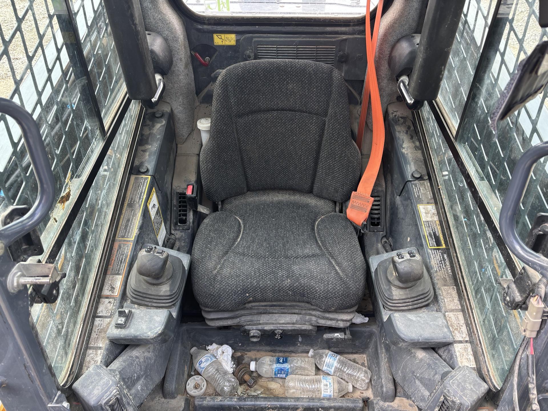 2017 John Deere 333G Image