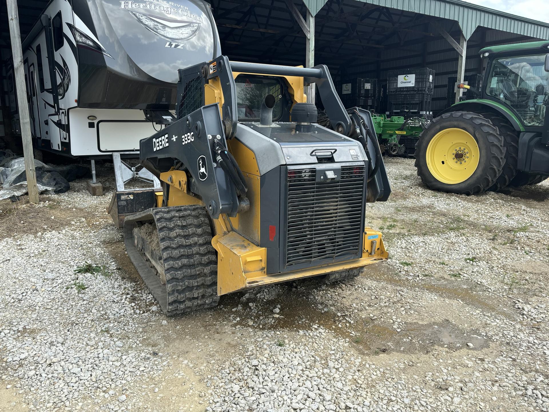 2017 John Deere 333G Image