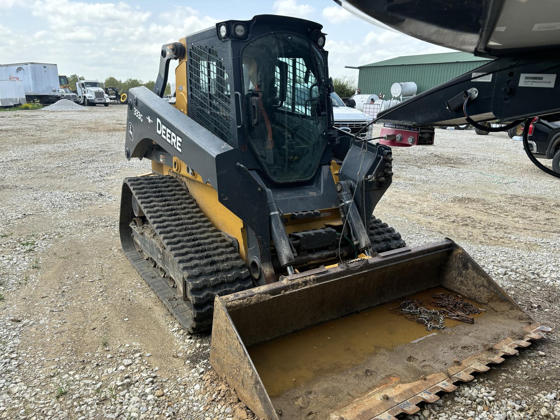 2017 John Deere 333G Image